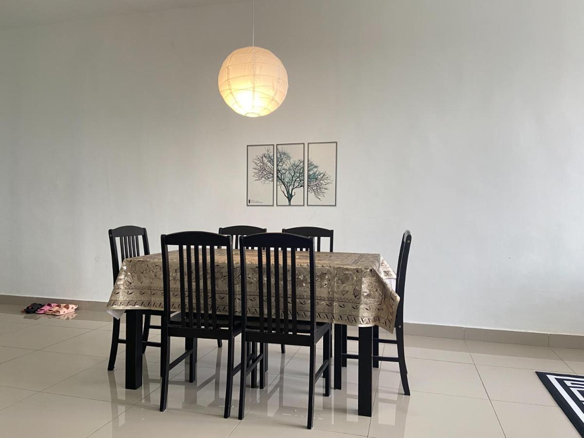 Relax Bear Homestay Tanah Rata Esterno foto