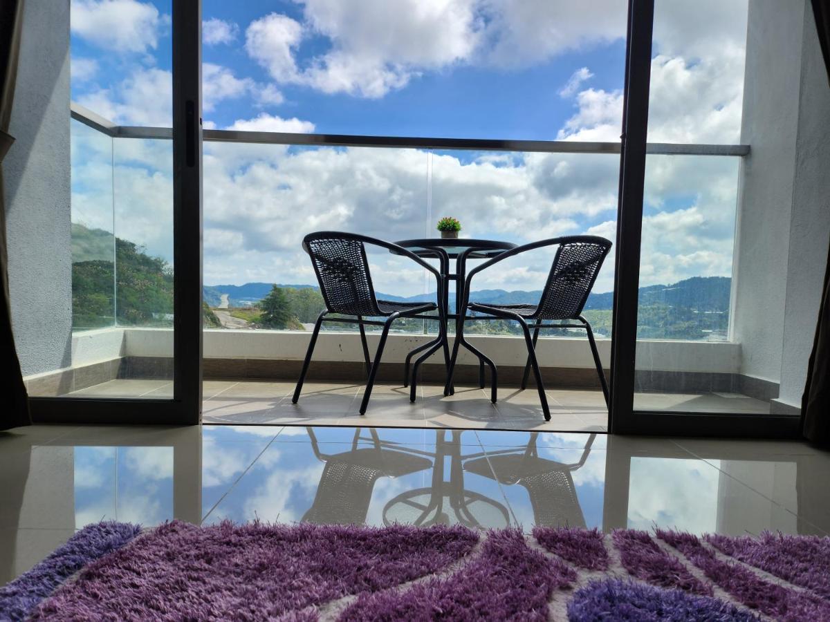 Relax Bear Homestay Tanah Rata Esterno foto